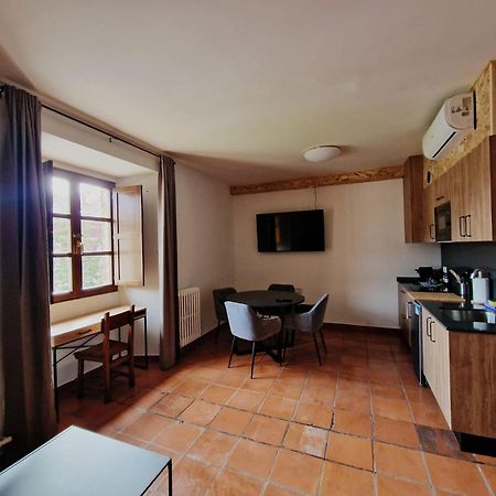 Hotel Y Albergue Real Fabrica De Ezcaray Exterior photo